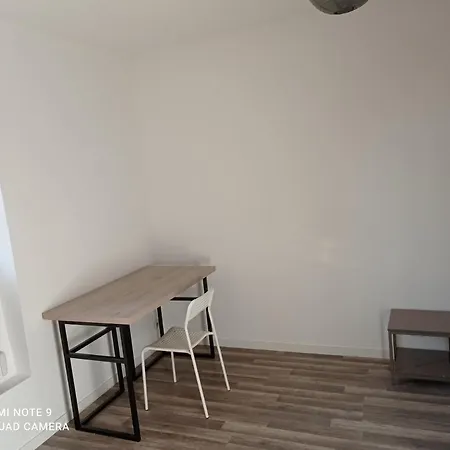 Confortable Bien Equipe Et Renove